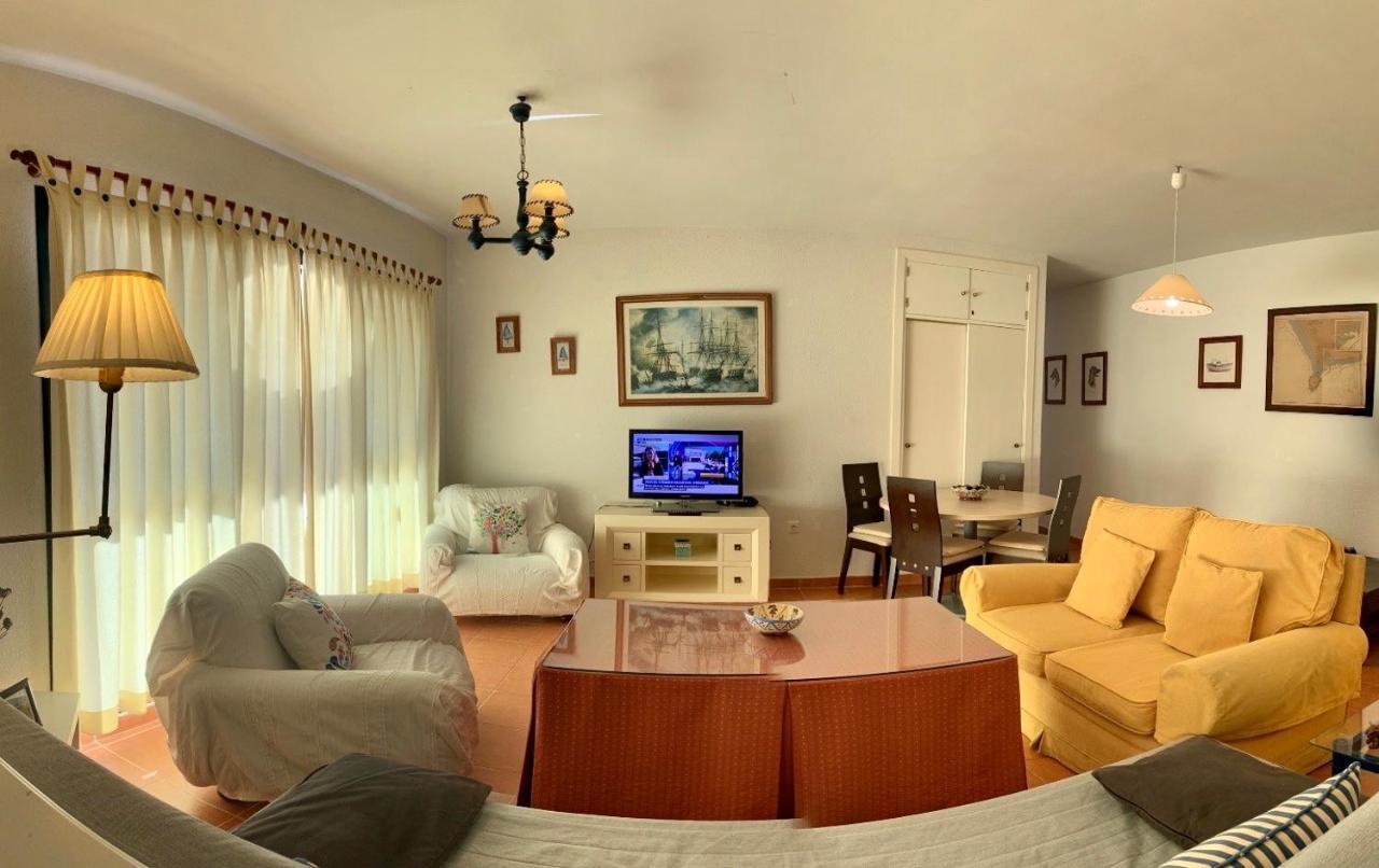 Almadraba Playa Apartment *